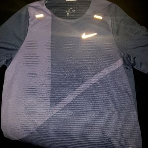 Nike pro running shirt